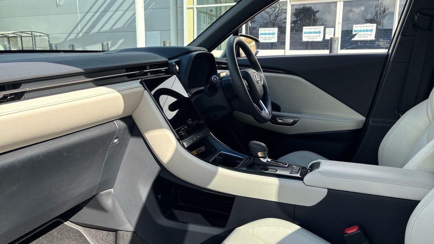 Used Lexus LBX 2025 for sale - 78006988: Photo 8