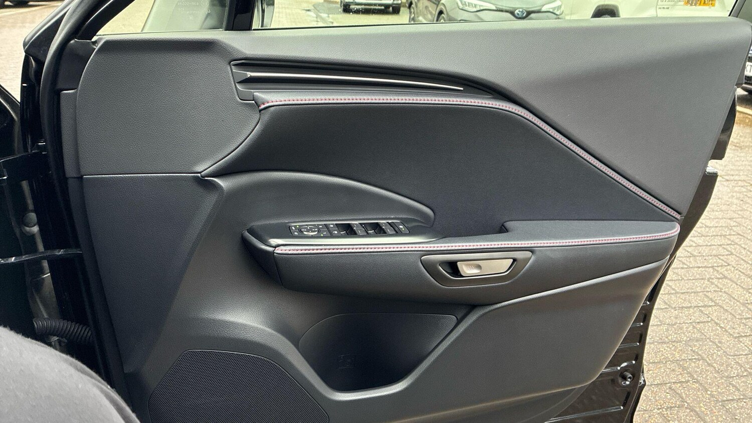 Used Lexus LBX for sale - 77705661: Photo 28