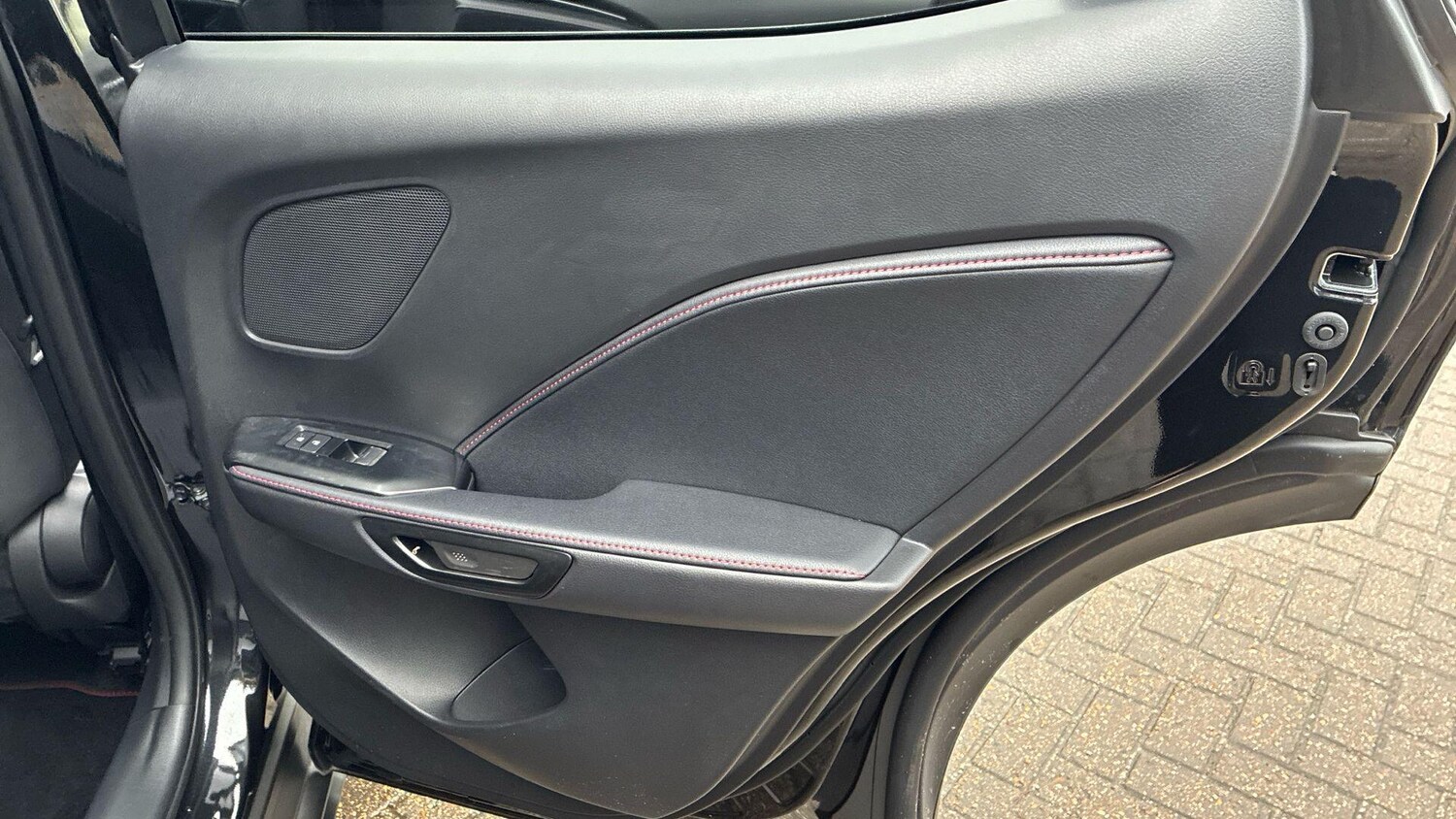 Used Lexus LBX for sale - 77705661: Photo 29