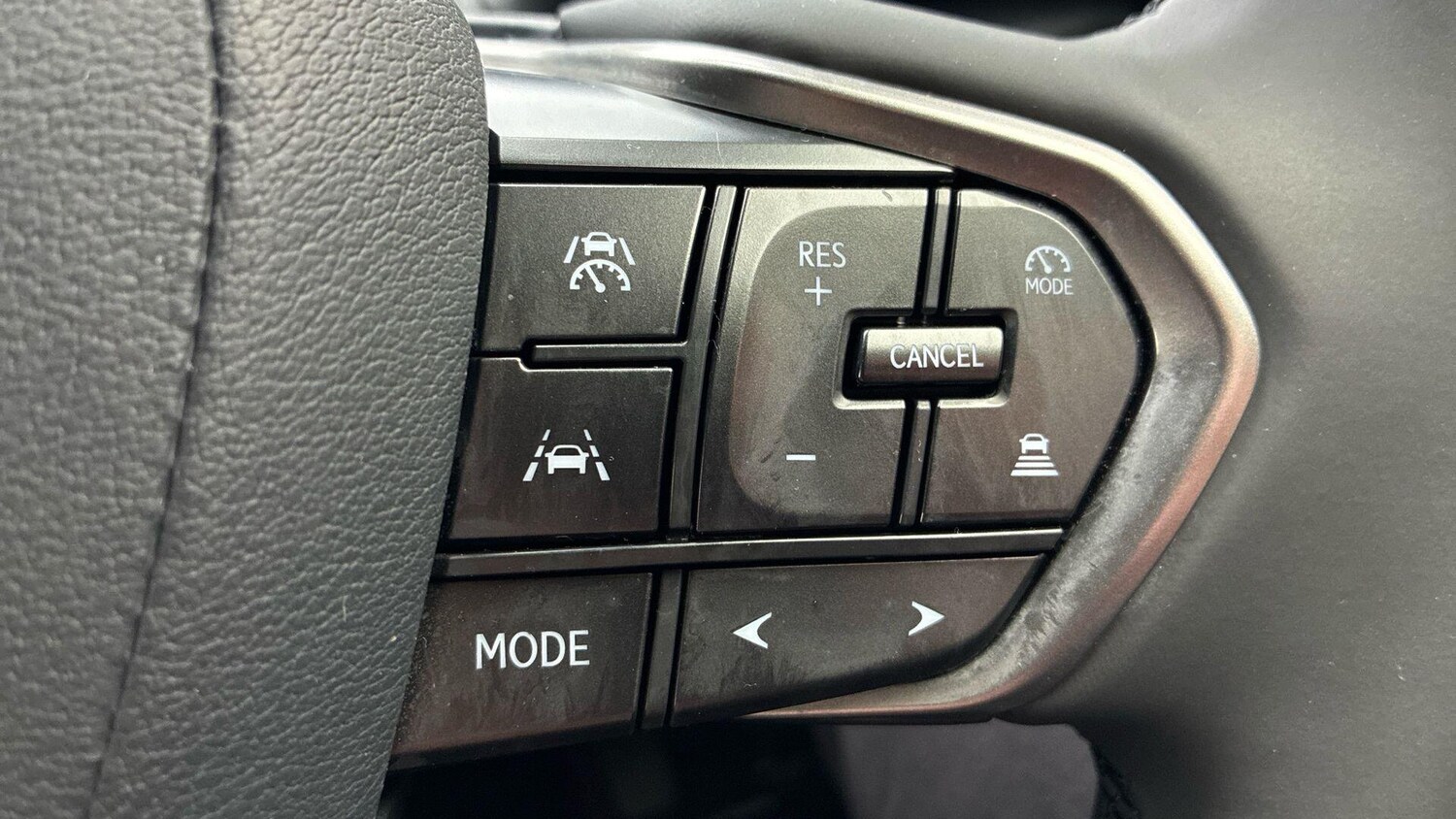 Used Lexus LBX for sale - 77705661: Photo 48