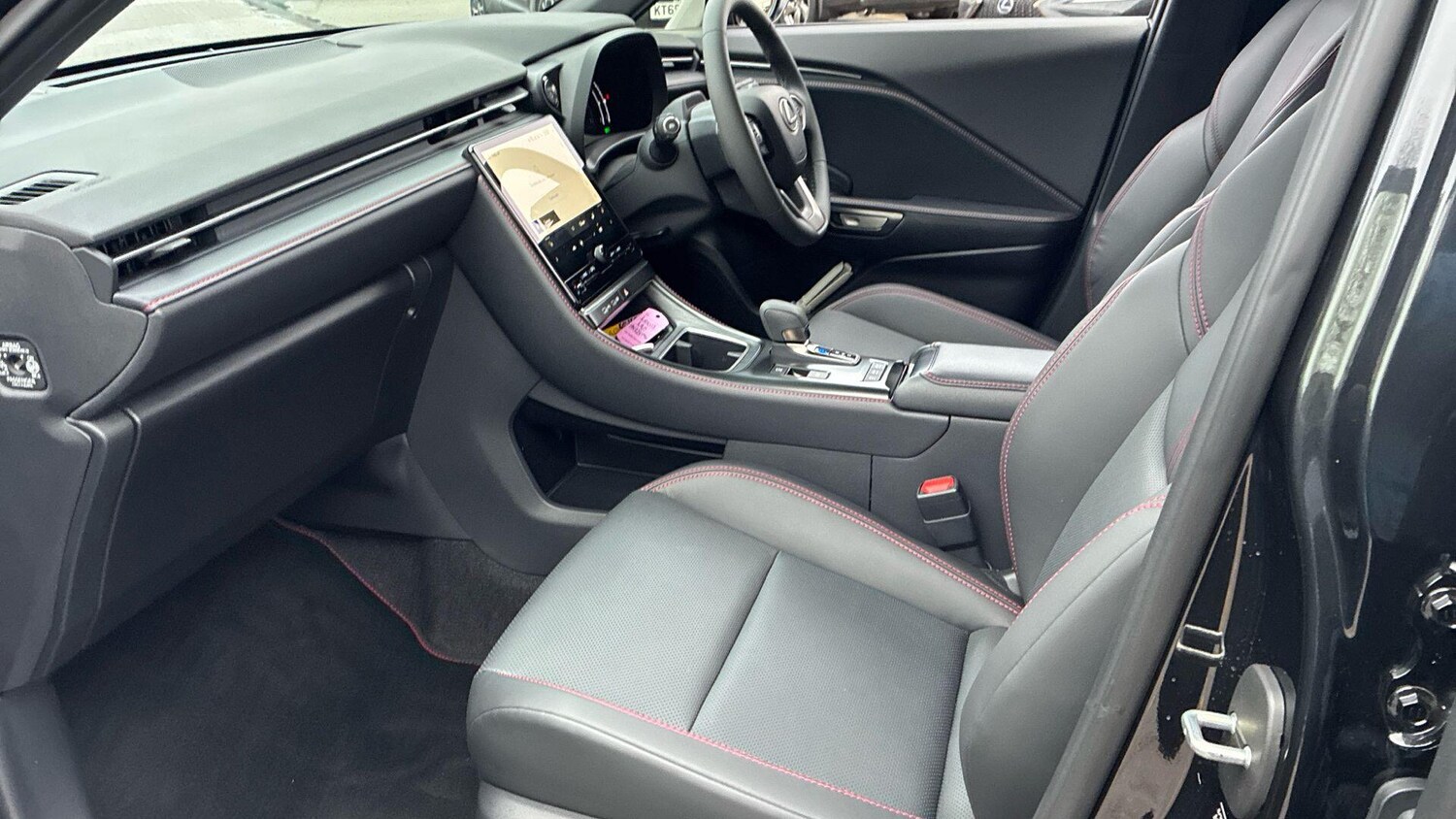 Used Lexus LBX for sale - 77705661: Photo 8