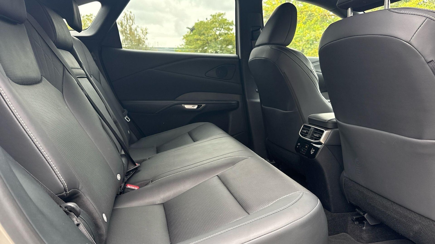 Used Lexus RX 2023 for sale - 76326129: Photo 11