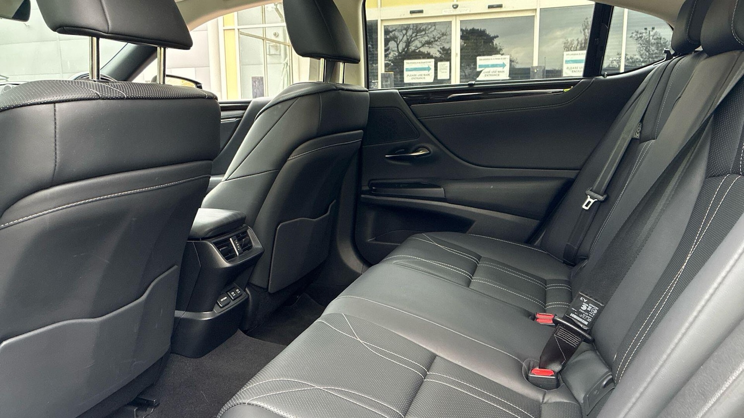 Used Lexus ES 2021 for sale - 76612931: Photo 15