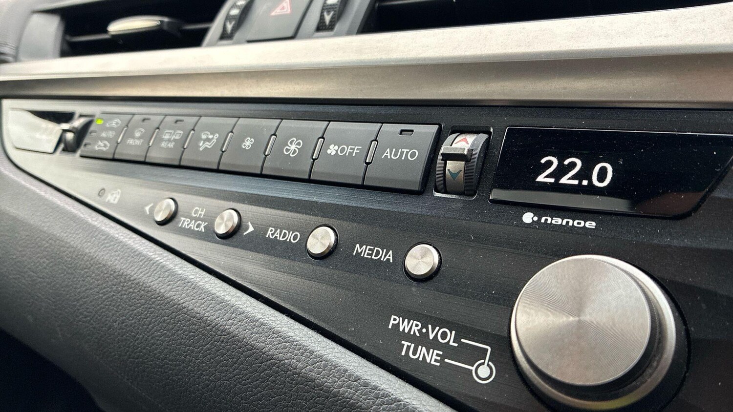 Used Lexus ES 2021 for sale - 76612931: Photo 17