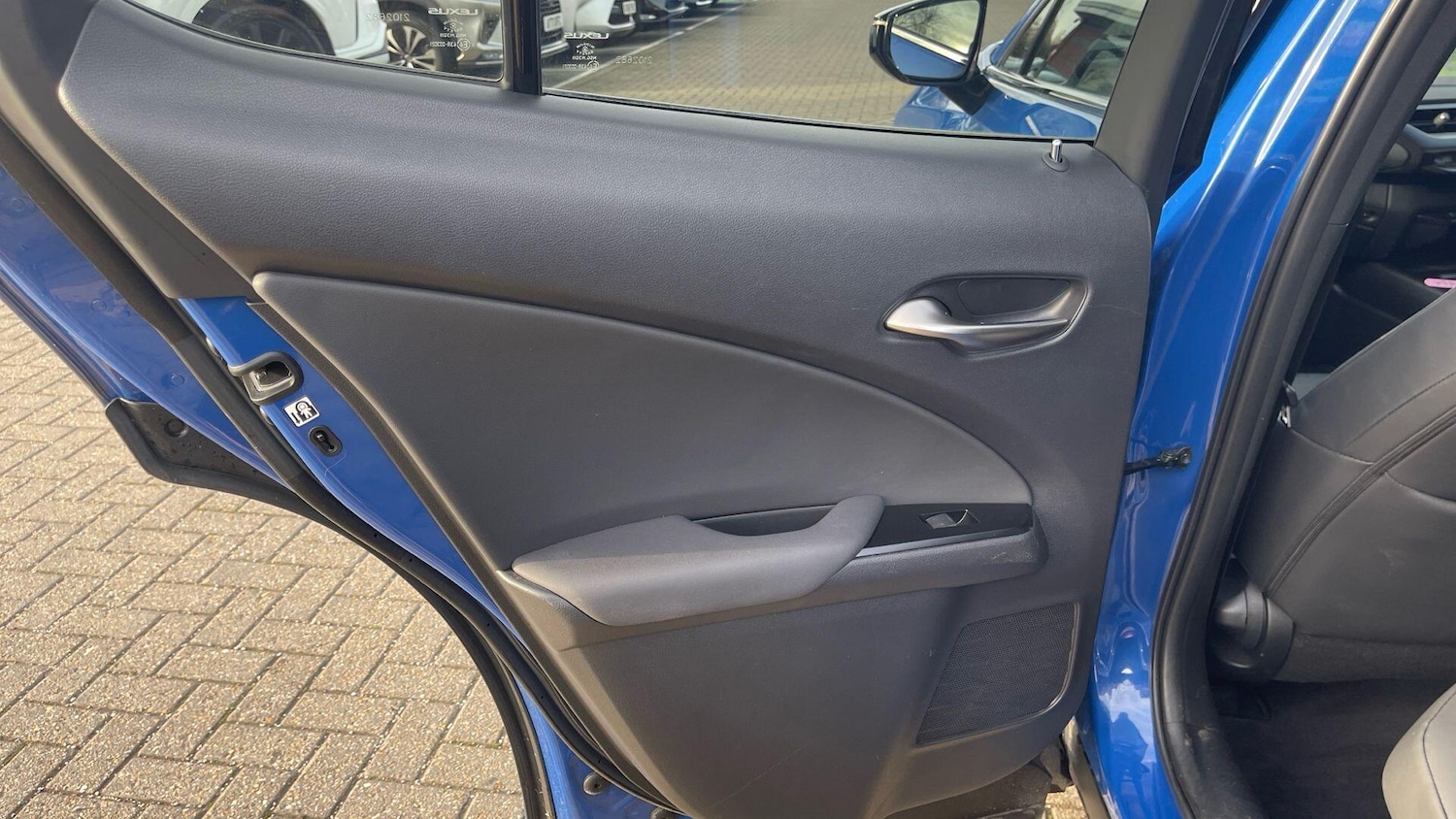 Used Lexus UX 2021 for sale - 77020916: Photo 38