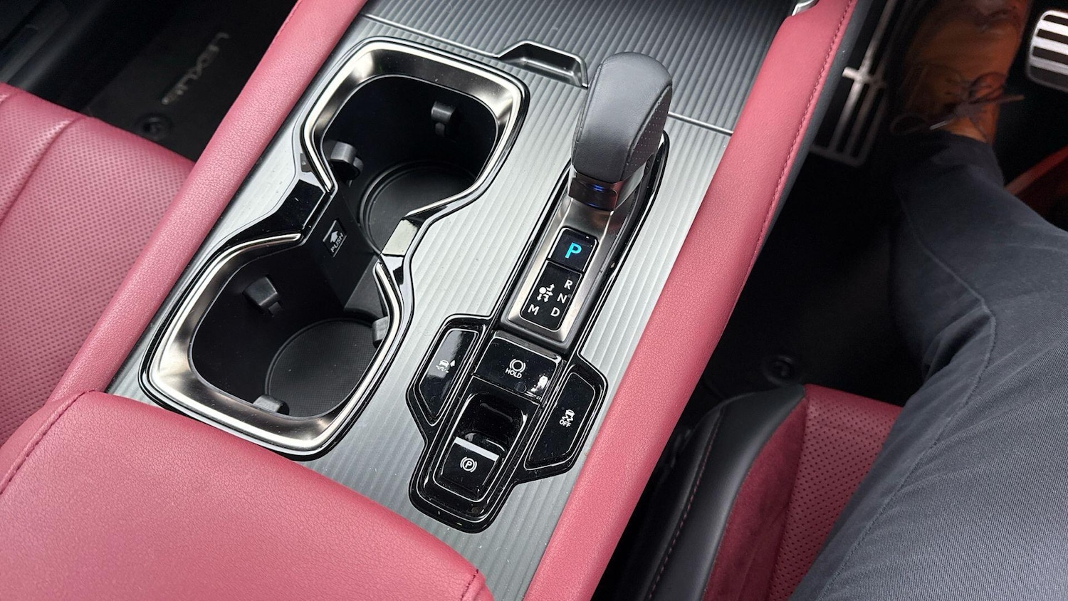 Used Lexus RX 2025 for sale - 76953363: Photo 13