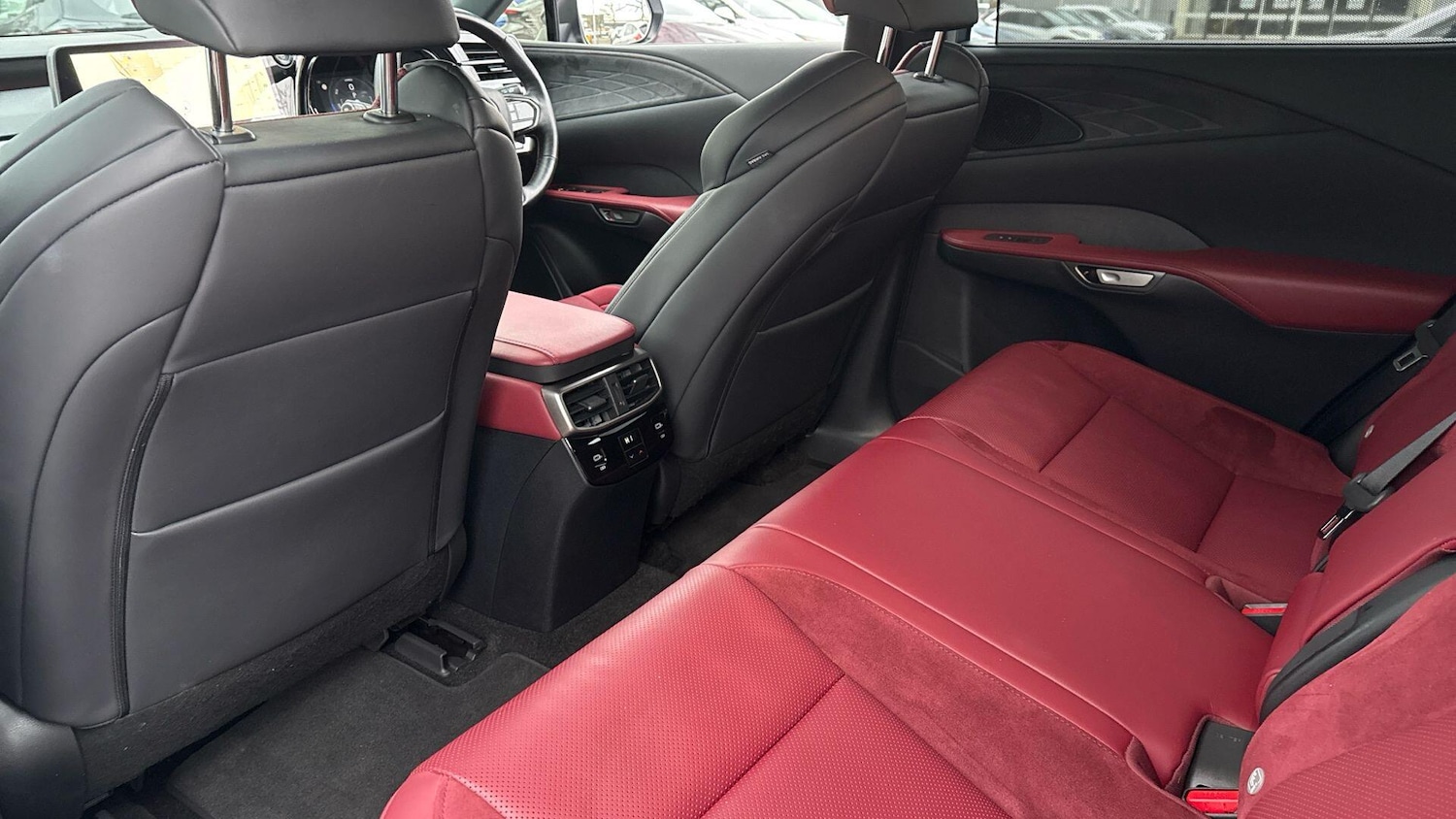 Used Lexus RX 2025 for sale - 76953363: Photo 15