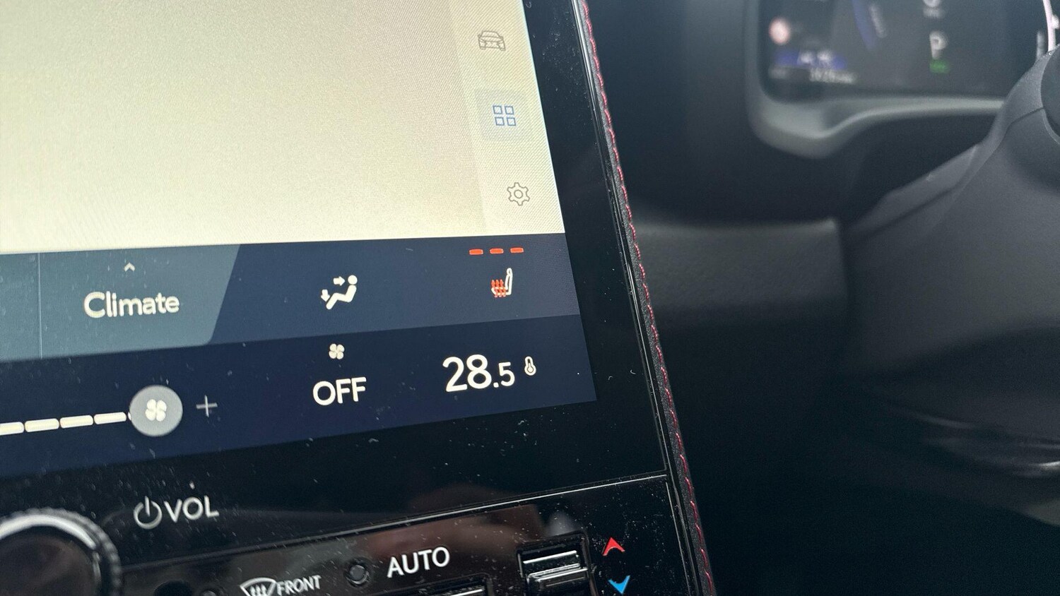 Used Lexus LBX 2025 for sale - 77314582: Photo 30