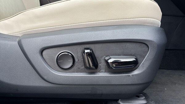 Used Lexus RX 2024 for sale - 75463772: Photo 28