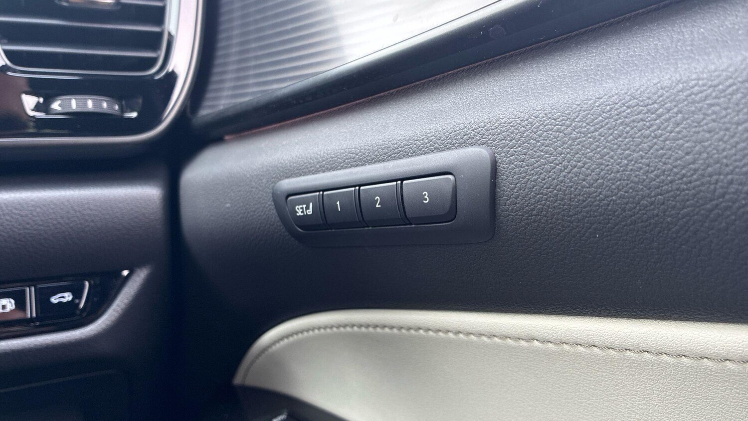 Used Lexus NX for sale - 77824589: Photo 35