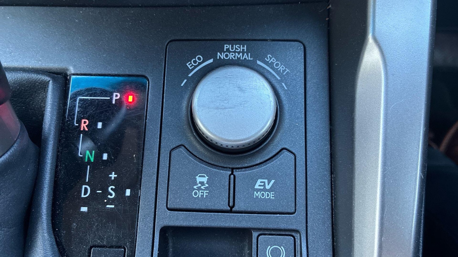 Used Lexus NX 2016 for sale - 77993021: Photo 24