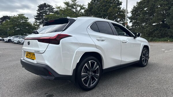 Used Lexus UX 2023 for sale - 76326239: Photo 10