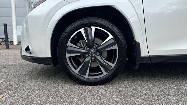 Used Lexus UX 2023 for sale - 76326239: Photo 29