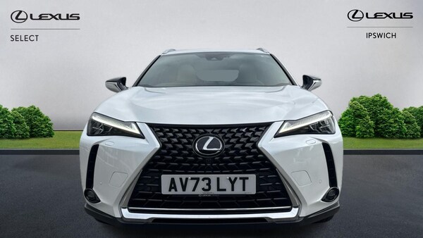 Used Lexus UX 2023 for sale - 76326239: Photo 2