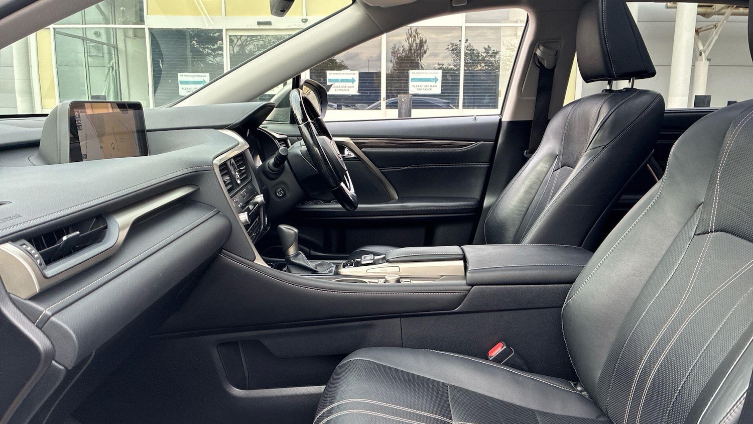 Used Lexus RX 2019 for sale - 76499564: Photo 8