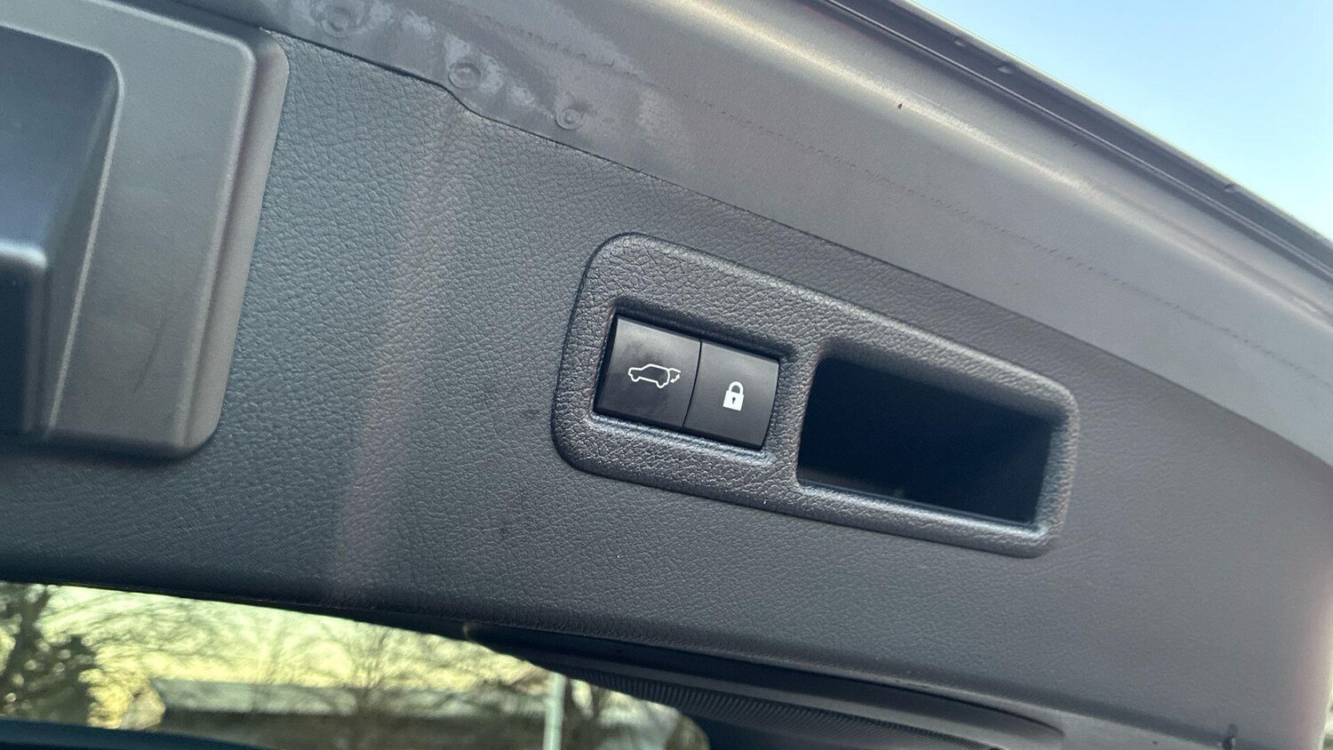 Used Lexus NX 2018 for sale - 77081777: Photo 42