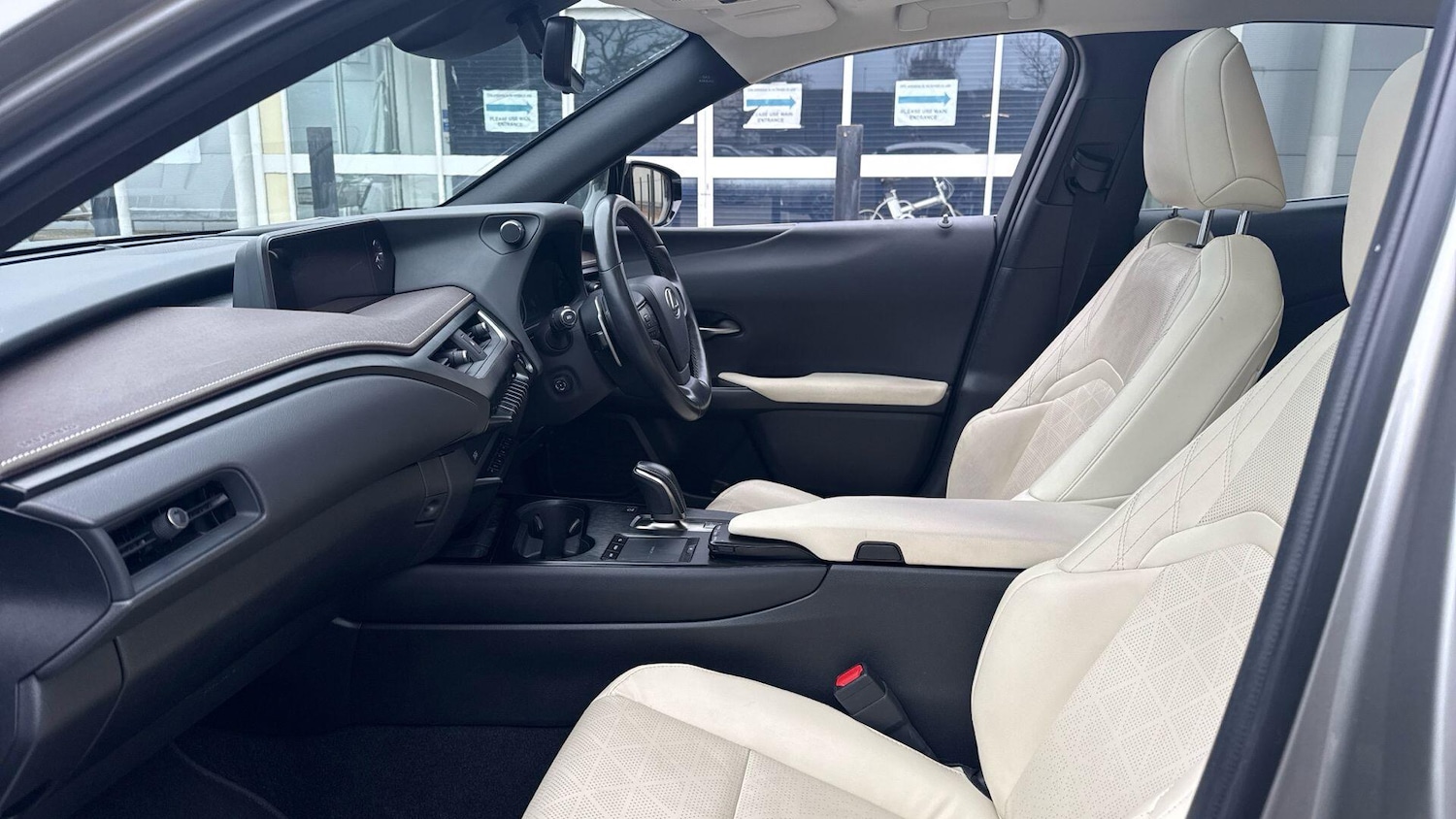 Used Lexus UX 2021 for sale - 77978268: Photo 8