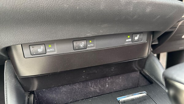 Used Lexus ES 2023 for sale - 76071836: Photo 18