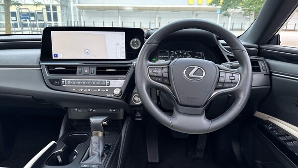Used Lexus ES 2023 for sale - 76071836: Photo 31