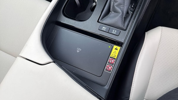 Used Lexus ES 2023 for sale - 76071836: Photo 38