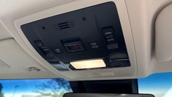 Used Lexus ES 2023 for sale - 76071836: Photo 39