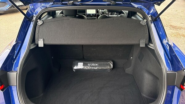 Used Lexus LBX 2025 for sale - 76295473: Photo 17