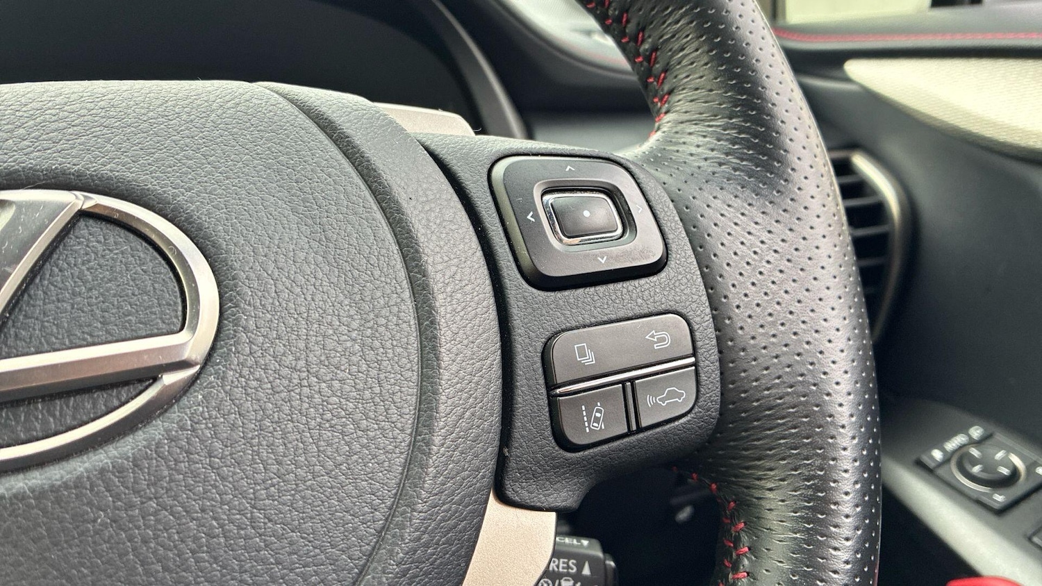 Used Lexus NX 2020 for sale - 76499731: Photo 33