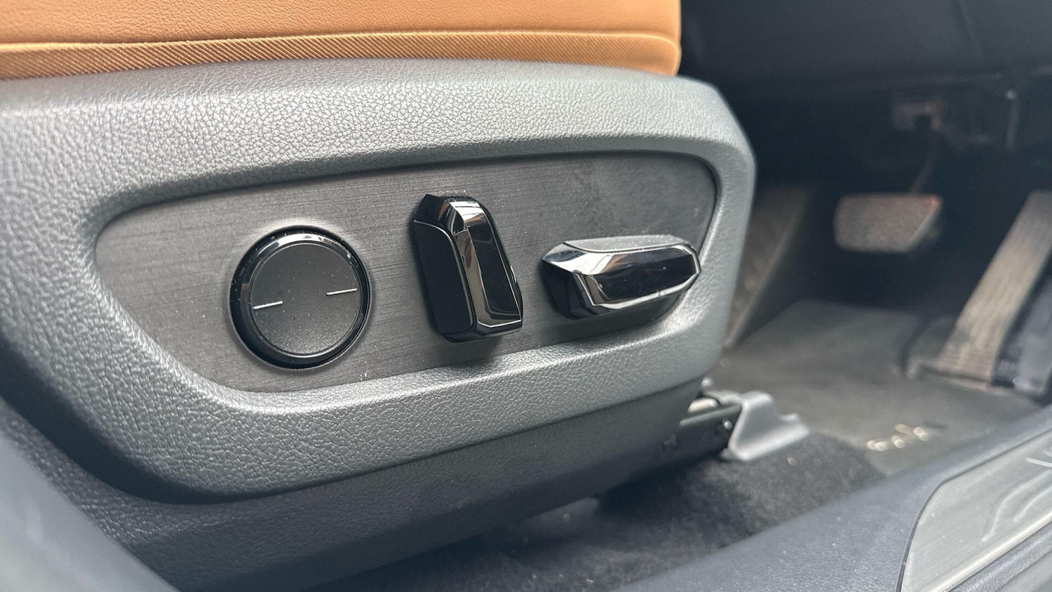 Used Lexus RX 2025 for sale - 77647091: Photo 33