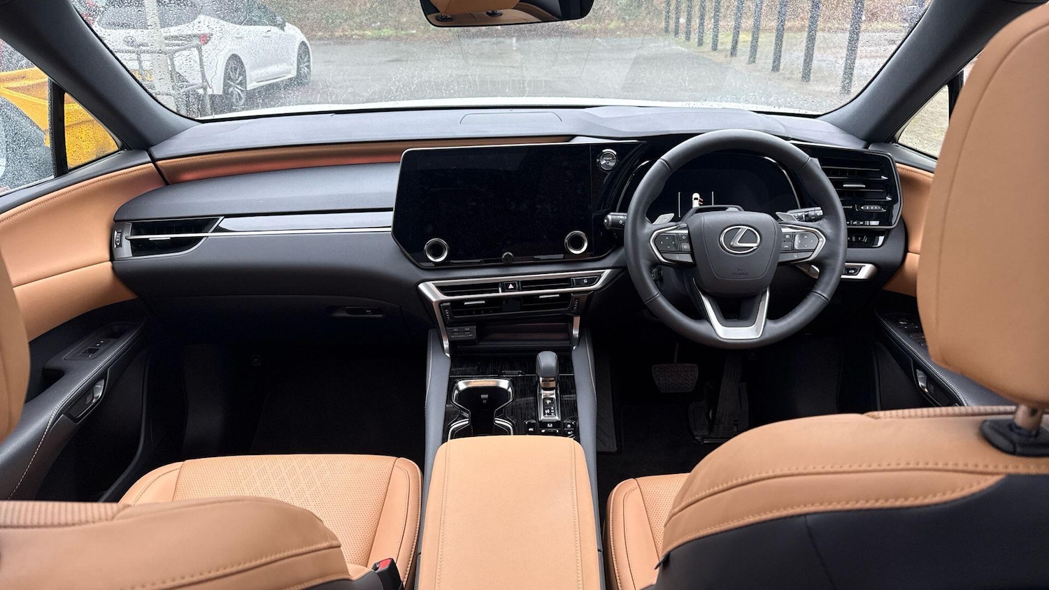 Used Lexus RX 2025 for sale - 77647091: Photo 9