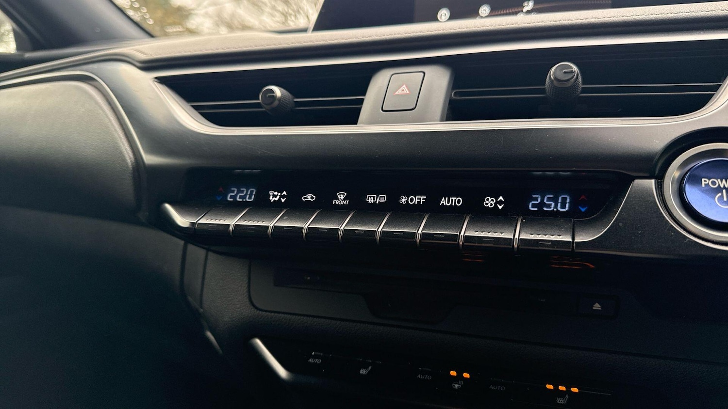 Used Lexus UX 2020 for sale - 77852806: Photo 25