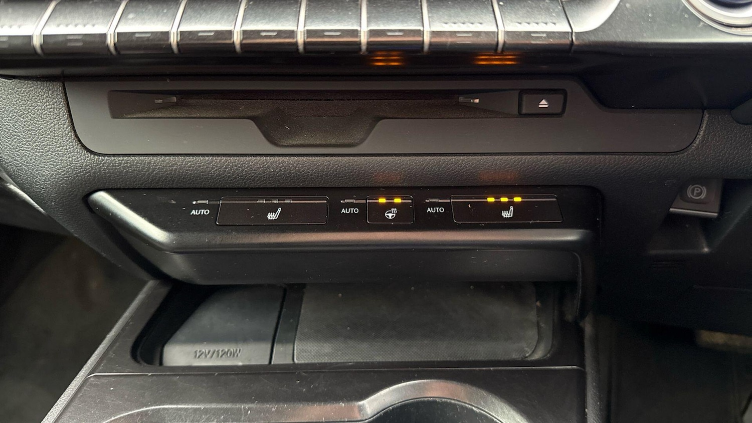 Used Lexus UX 2020 for sale - 77852806: Photo 27