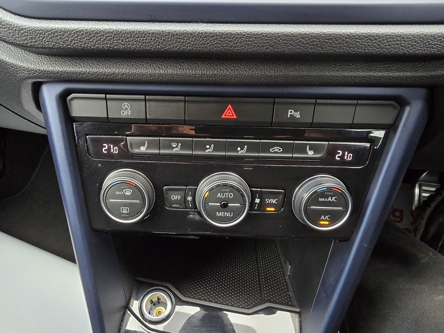 Used Volkswagen T-Roc 2021 for sale - 78182814: Photo 17