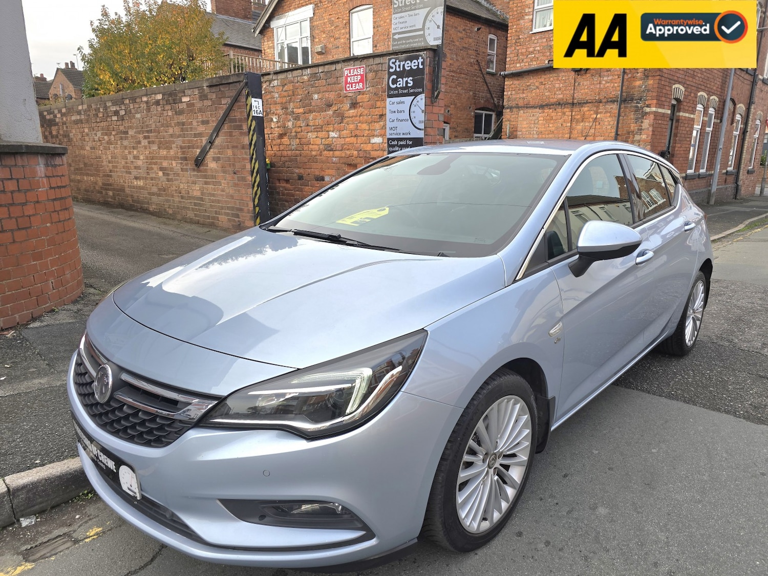 Used Vauxhall Astra 2016 for sale - 76754167: Photo 1