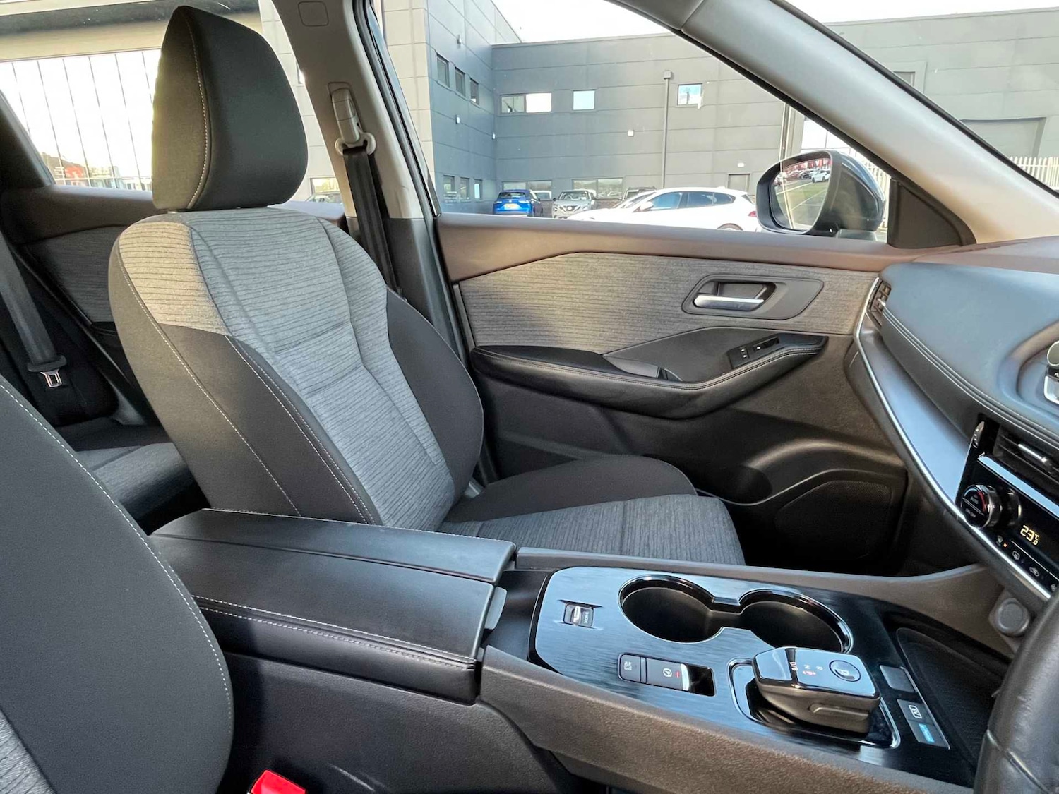 Used Nissan X-Trail 2023 for sale - 77201357: Photo 40