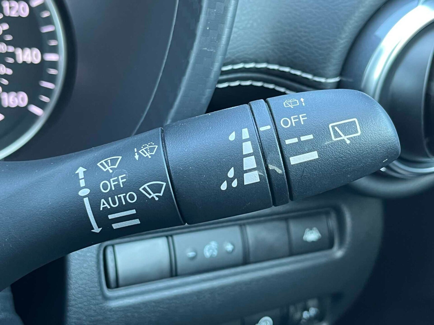 Used Nissan Juke 2023 for sale - 78192140: Photo 25