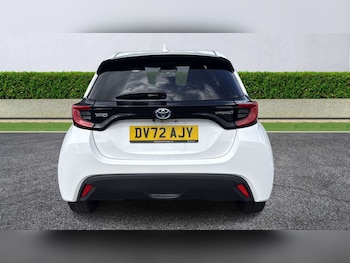 Used Toyota Yaris 2022 for sale - 75513143: Photo