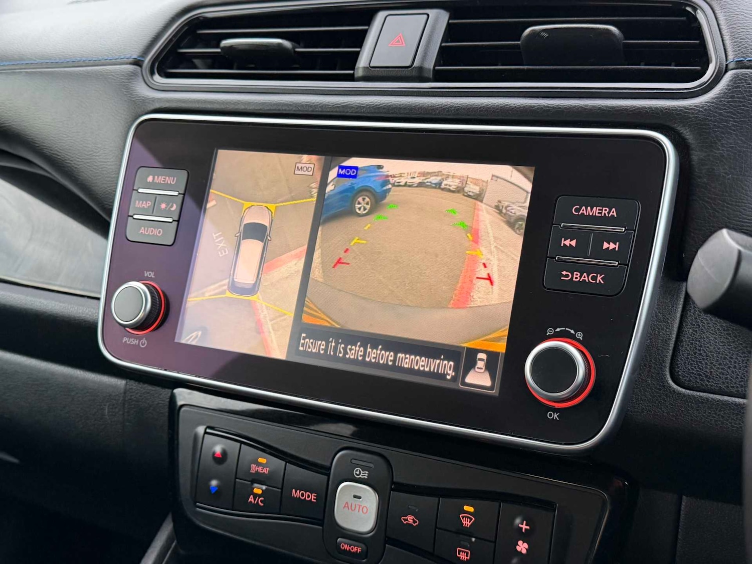 Used Nissan Leaf 2023 for sale - 76905084: Photo 11