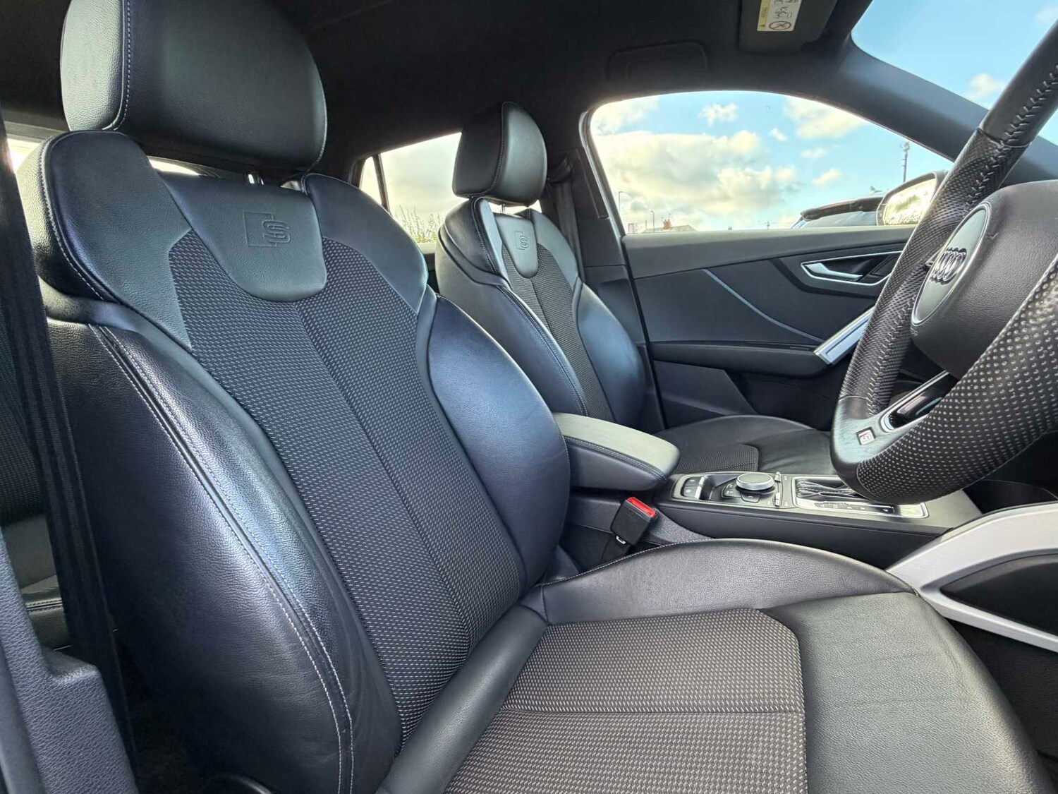 Used Audi Q2 2020 for sale - 76392476: Photo 32