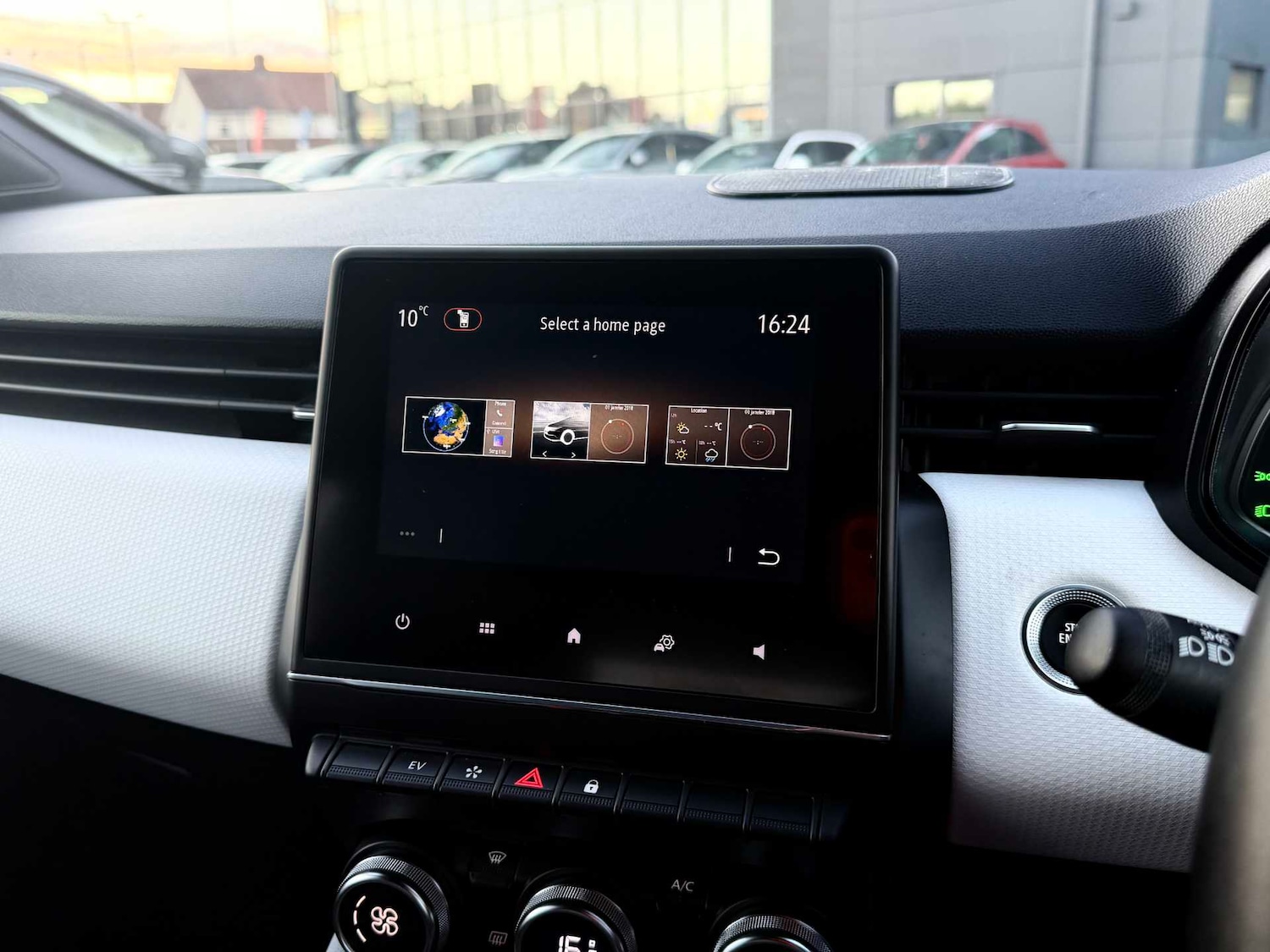 Used Renault Clio 2022 for sale - 76412485: Photo 31