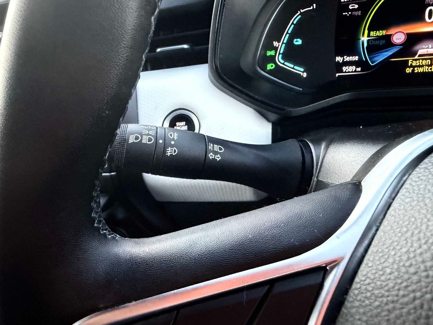 Used Renault Clio 2022 for sale - 76412485: Photo 34