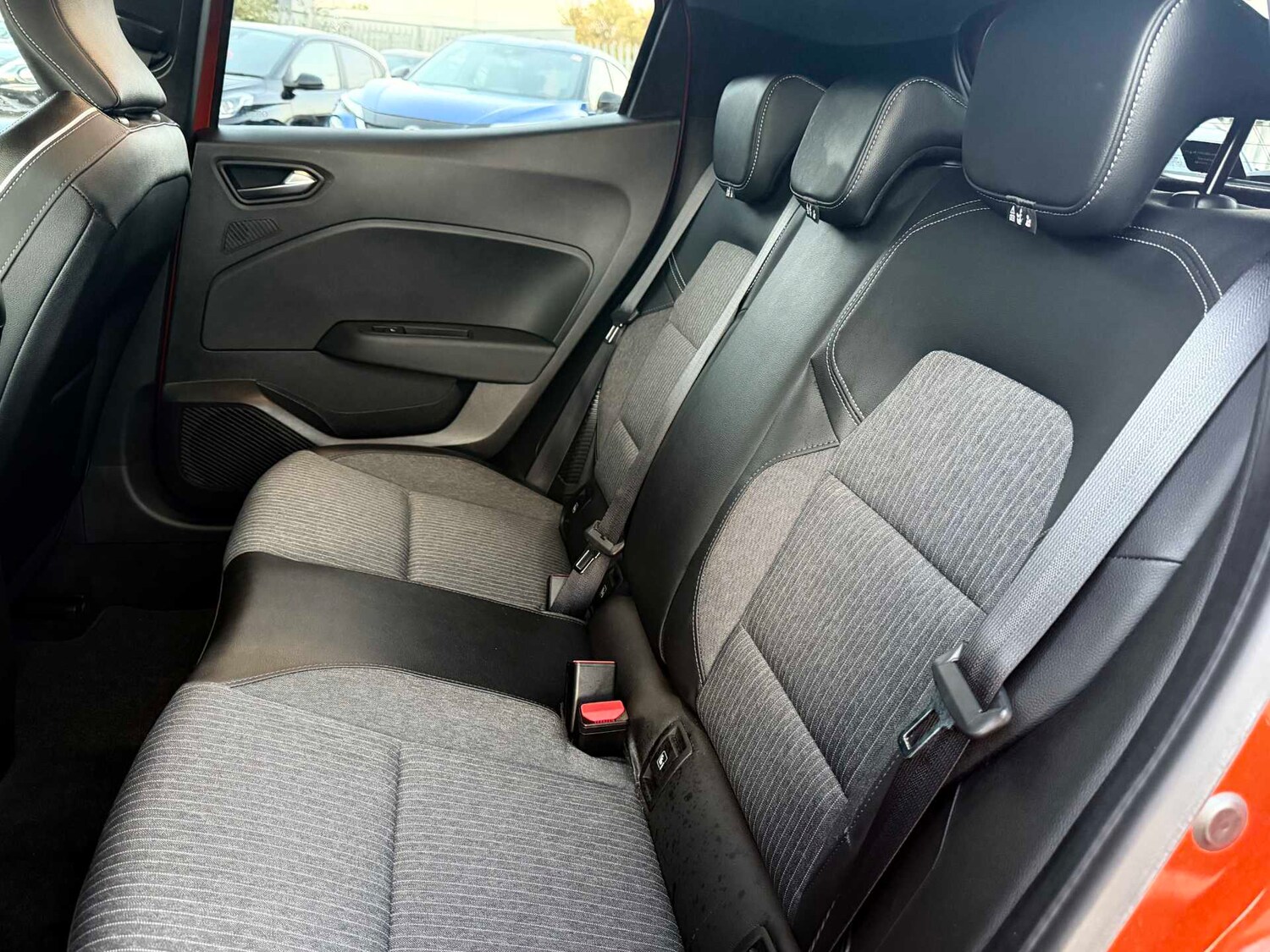 Used Renault Clio 2022 for sale - 76412485: Photo 37