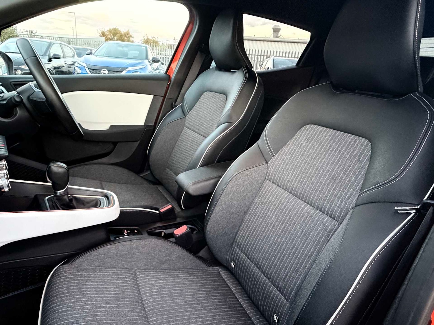 Used Renault Clio 2022 for sale - 76412485: Photo 38