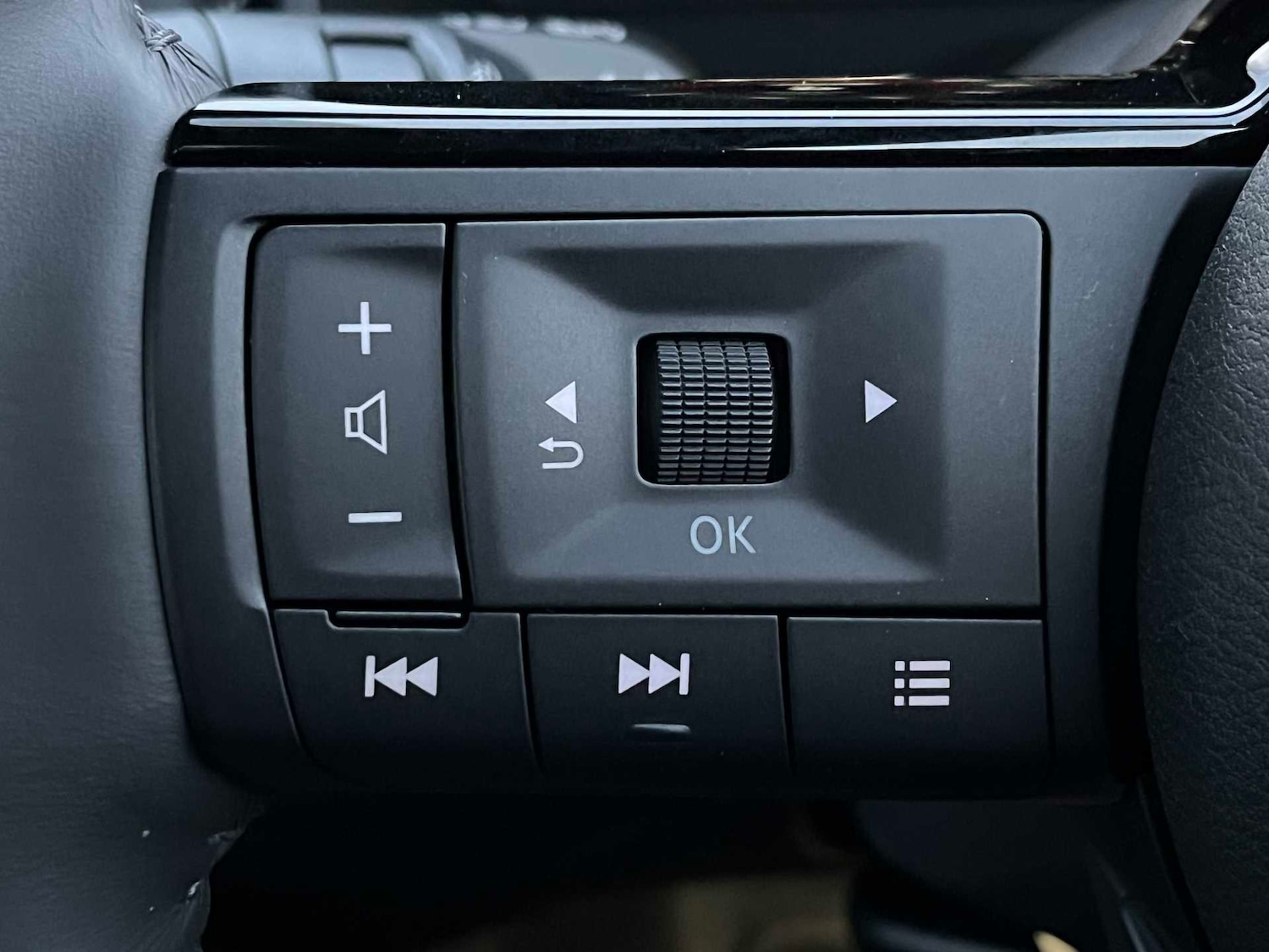 Used Nissan X-Trail 2025 for sale - 77201355: Photo 42