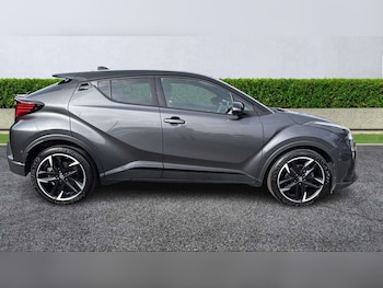 Used Toyota C-HR 2022 for sale - 75525534: Photo
