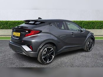 Used Toyota C-HR 2022 for sale - 75525534: Photo