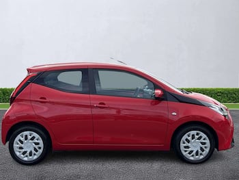 Used Toyota AYGO 2020 for sale - 79563838: Photo