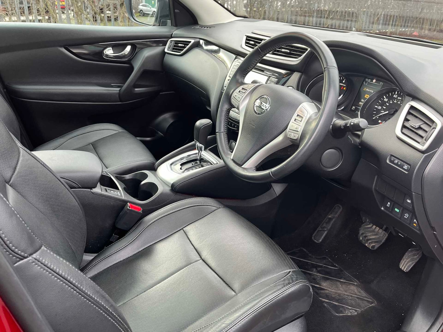 Used Nissan Qashqai 2016 for sale - 77201365: Photo 28