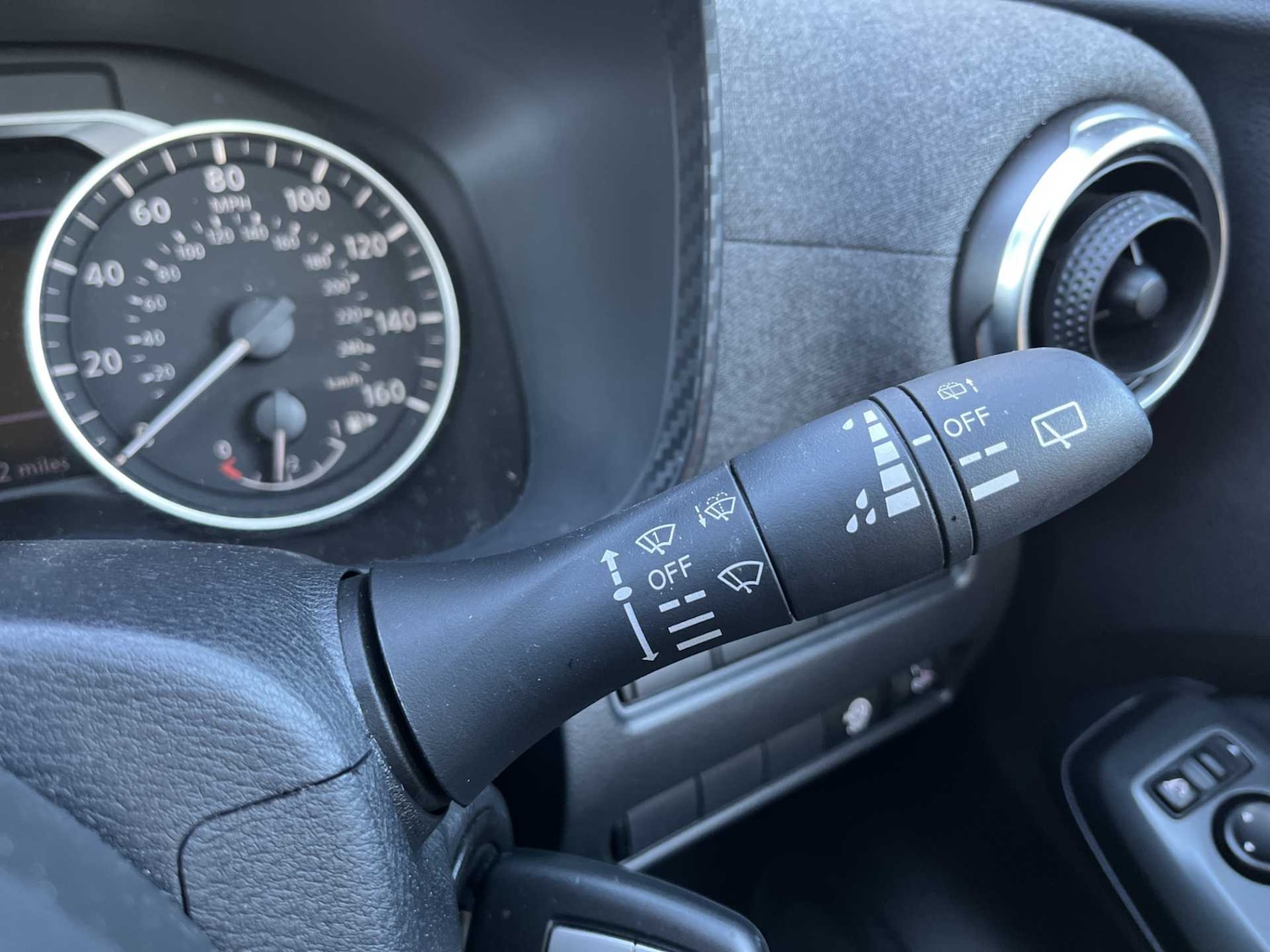 Used Nissan Juke 2024 for sale - 76340605: Photo 25