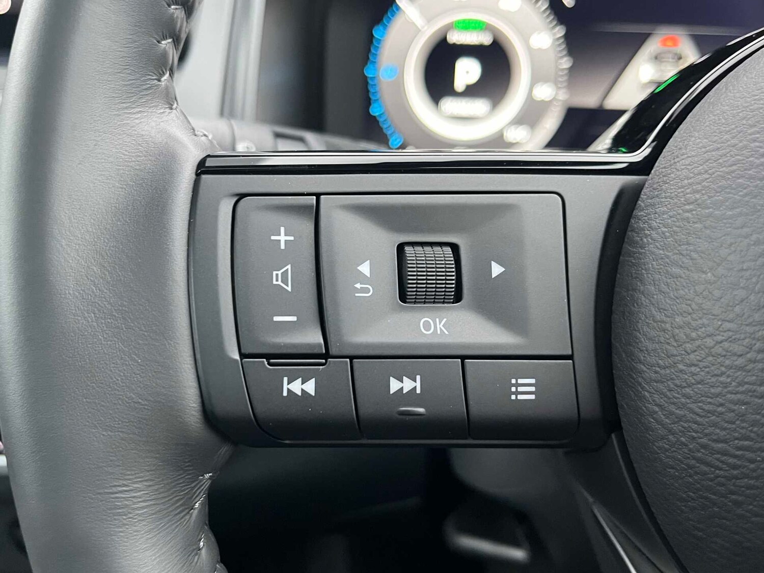 Used Nissan Qashqai 2024 for sale - 77284077: Photo 42