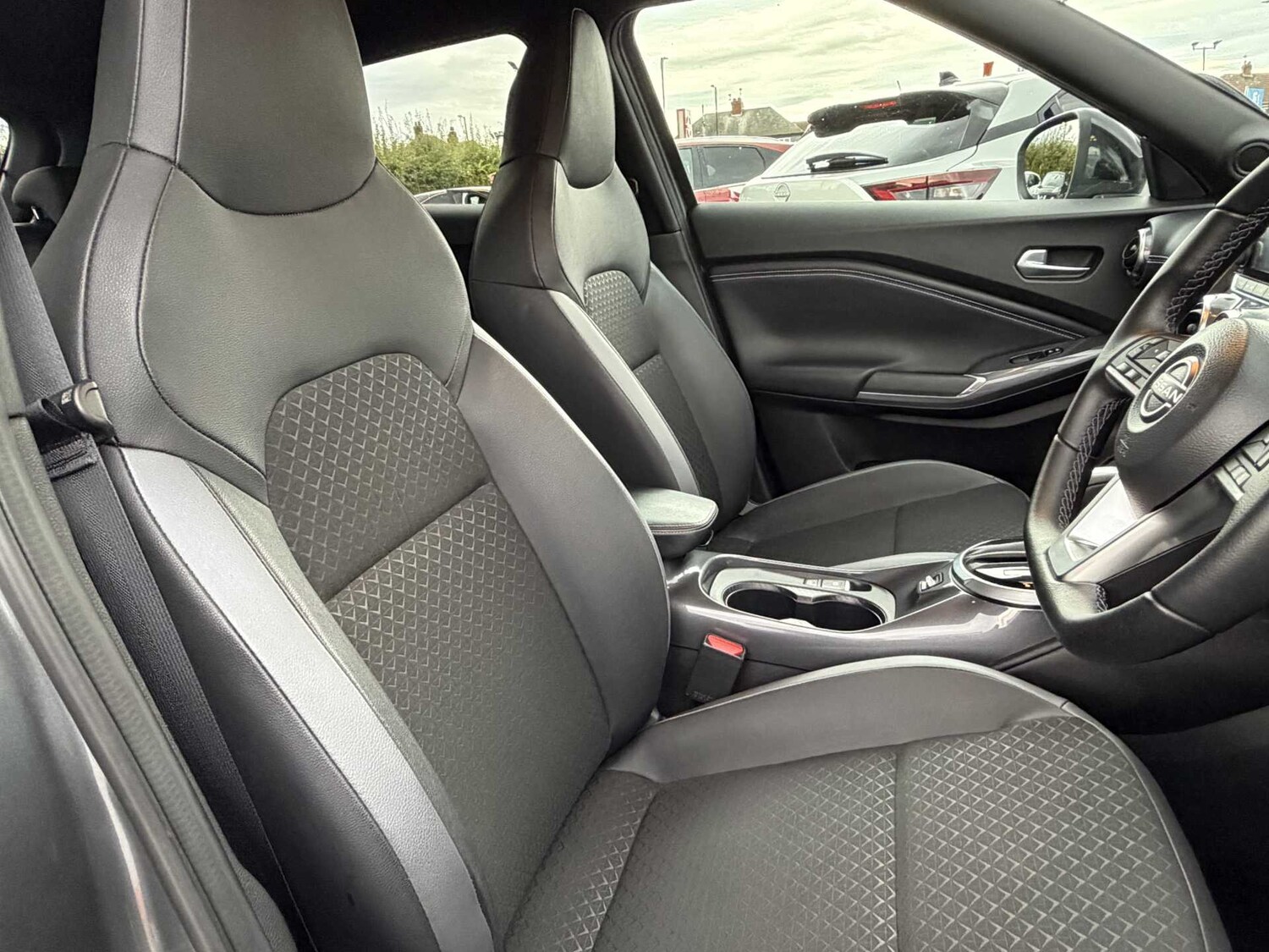 Used Nissan Juke 2022 for sale - 76193233: Photo 34